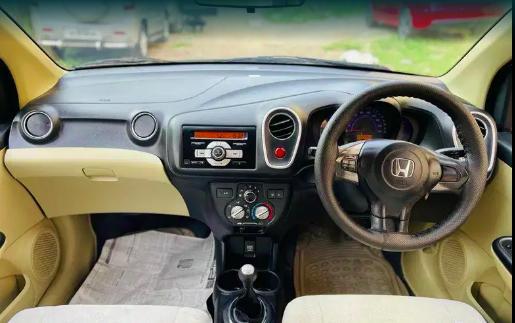 Honda Mobilio RS i-DTEC Opt 2014