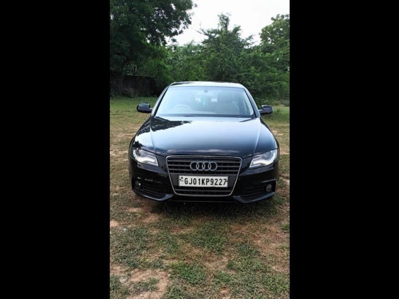 Audi A4 2.0 TDI S line 2012