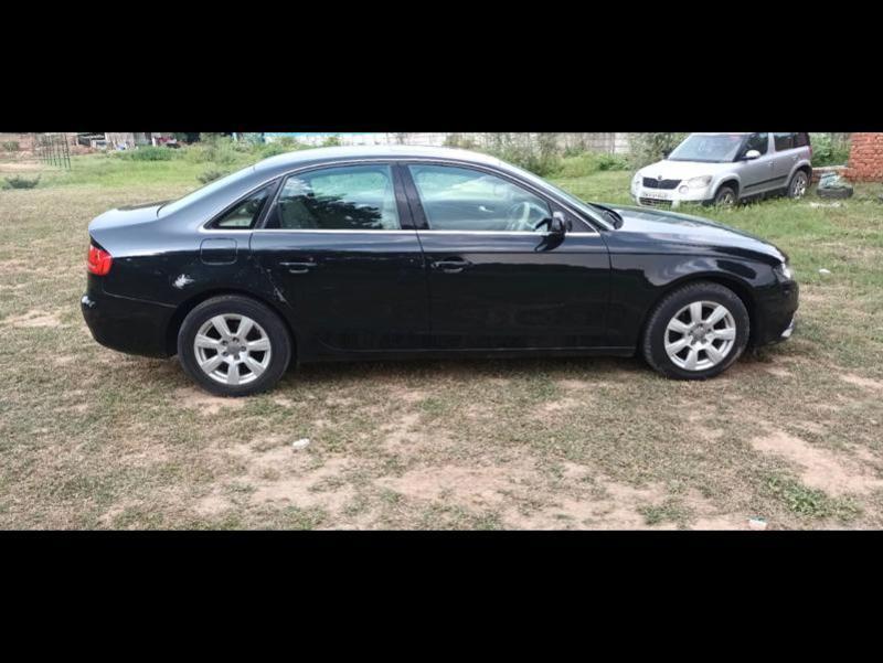 Audi A4 2.0 TDI S line 2012