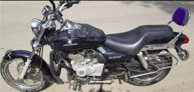 Bajaj Avenger 220cc 2014