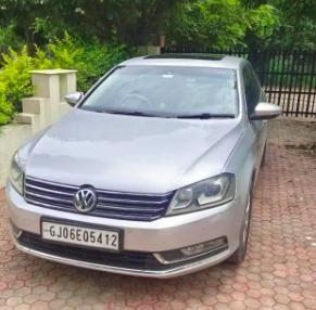 Volkswagen Passat Highline 2.0 TDI AT 2011
