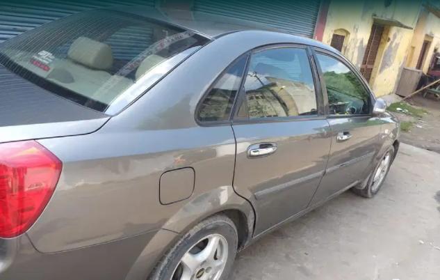 Chevrolet Optra LS 1.8 2010