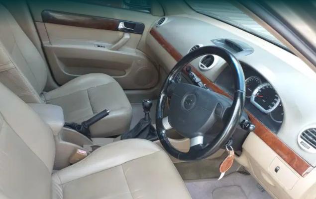 Chevrolet Optra LS 1.8 2010