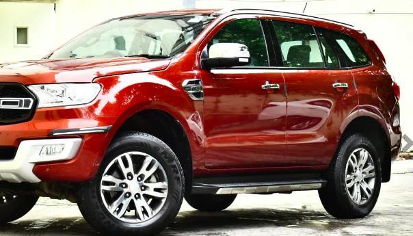 Ford Endeavour Titanium 3.2 4x4 AT 2018