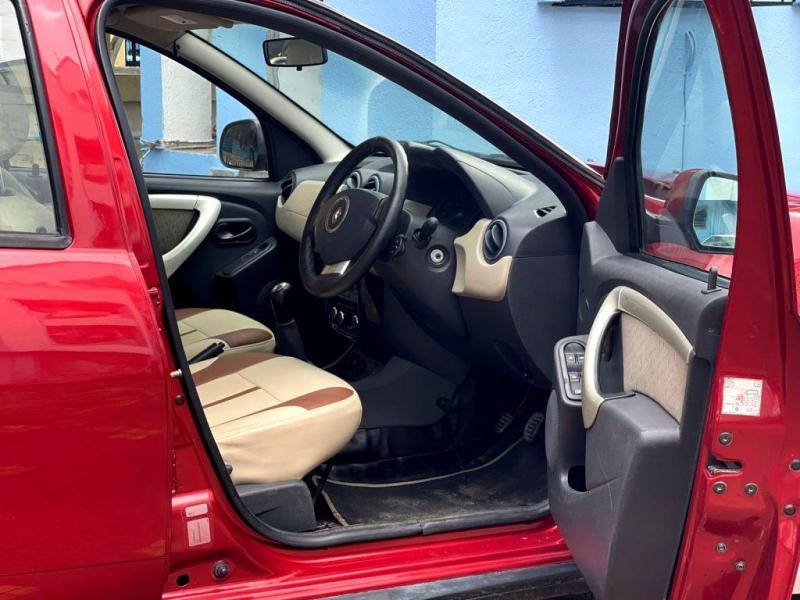 Renault Duster 85 PS RXL OPT 2012