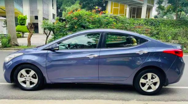 Hyundai Elantra 1.6 SX MT 2013