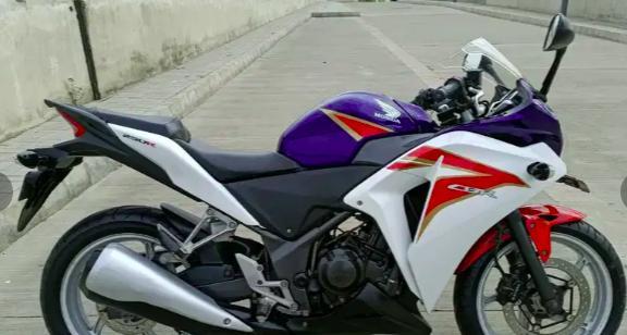 Honda CBR 250R 2017