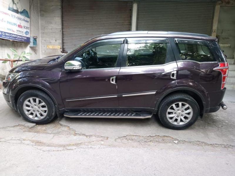 Mahindra XUV500 W10 AWD 2015