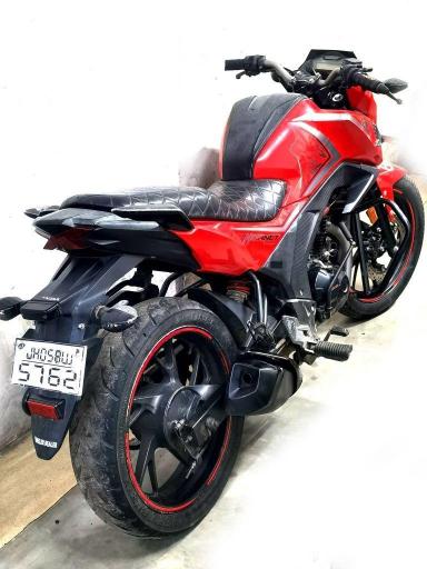 Honda CB Hornet 160R CBS 2017