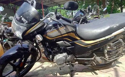 Hero Super Splendor Self Drum Alloy 125cc BS6 2020