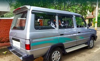 Toyota Qualis FS B3 2001