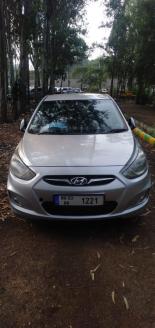 Hyundai Verna FLUIDIC 1.6 CRDI SX 2012