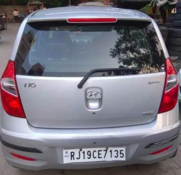 Hyundai i10 Sportz 1.1 iRDE2 2013