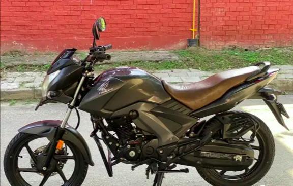 Honda CB Unicorn 160 CBS 2017