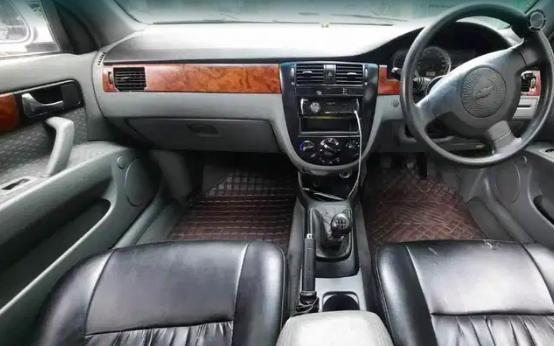 Chevrolet Optra LS 1.6 2004
