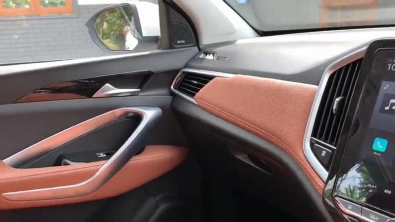 MG Hector Plus Sharp 1.5 Petrol Turbo Hybrid MT 6 STR 2021