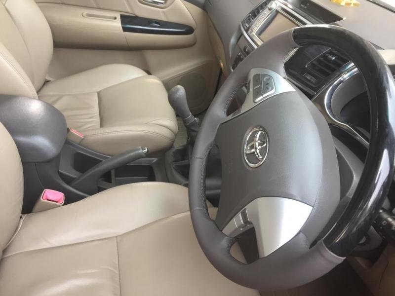 Toyota Fortuner 3.0 4X4 MT 2012