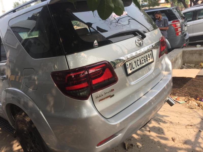 Toyota Fortuner 3.0 4X4 MT 2012