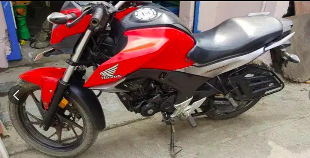 Honda CB Hornet 160R CBS 2016