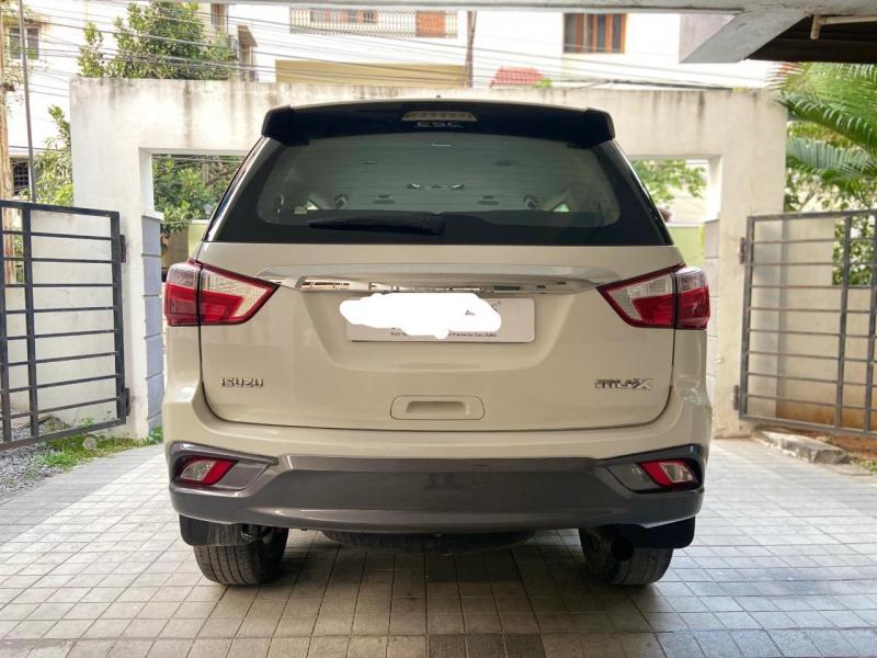 Isuzu MU-X 4x2 2019
