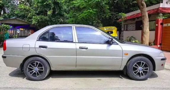 Mitsubishi Lancer GLXI 1.5 2000