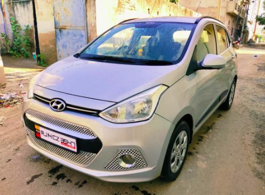 Hyundai Grand i10 Sportz CRDi 2015
