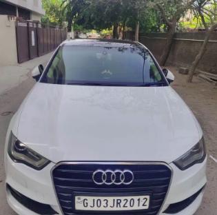 Audi A3 35 TDI PREMIUM + SUNROOF 2017