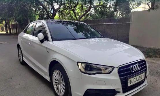 Audi A3 35 TDI PREMIUM + SUNROOF 2017