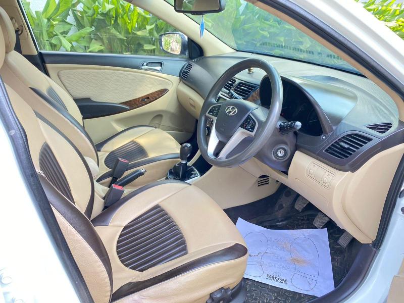 Hyundai Verna 1.6 CRDI SX 2012