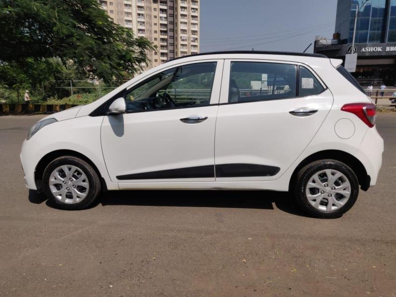Hyundai Grand i10 Sportz 1.2 Kappa VTVT 2015