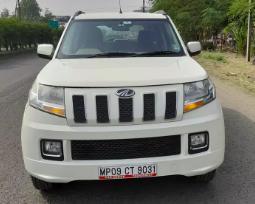 Mahindra TUV300 T8 2016