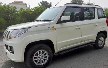 Mahindra TUV300 T8 2016