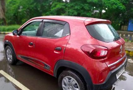 Renault KWID 1.0 RXT AMT 2019