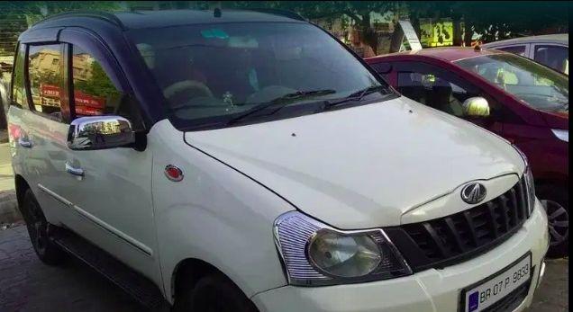 Mahindra Quanto C8 2013