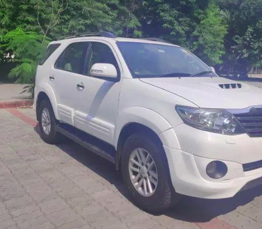 Toyota Fortuner 3.0 4X2 AT 2012
