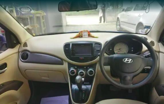 Hyundai i10 Sportz 1.2 AT 2009