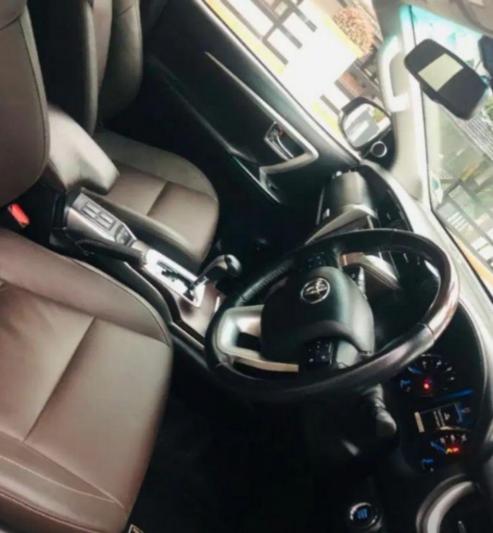 Toyota Fortuner 3.0 4x2 MT 2019