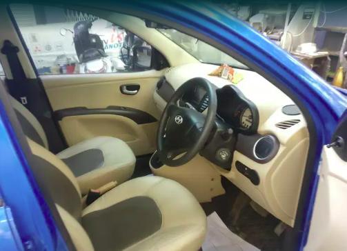 Hyundai i10 Sportz 1.2 AT 2009