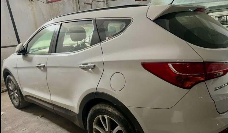 Hyundai Santa Fe 2 WD MT 2014