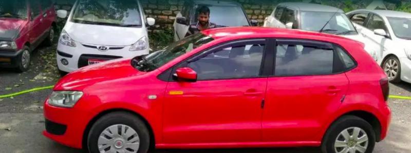 Volkswagen polo Trendline 1.2L (D) 2011