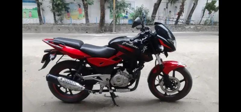 Bajaj Pulsar 180cc 2013