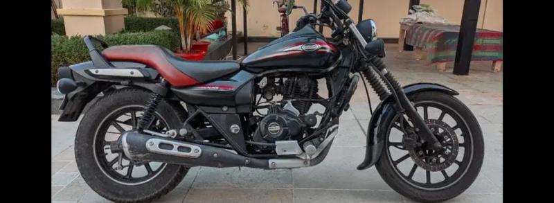 Bajaj Avenger 220cc 2013