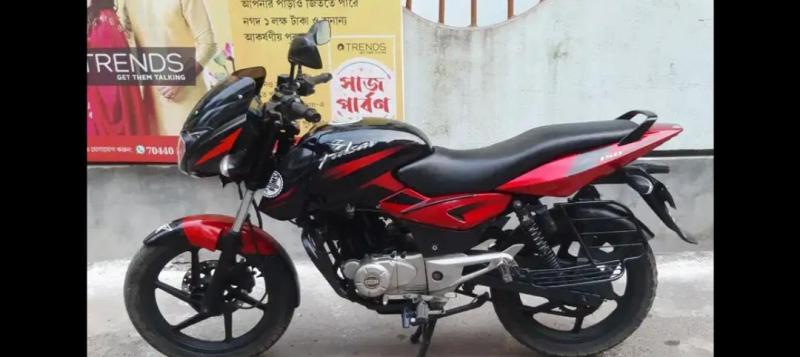Bajaj Pulsar 150cc 2016