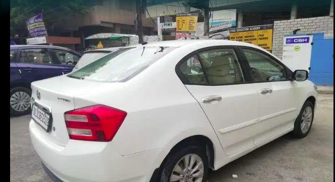Honda City 1.5 V MT 2012