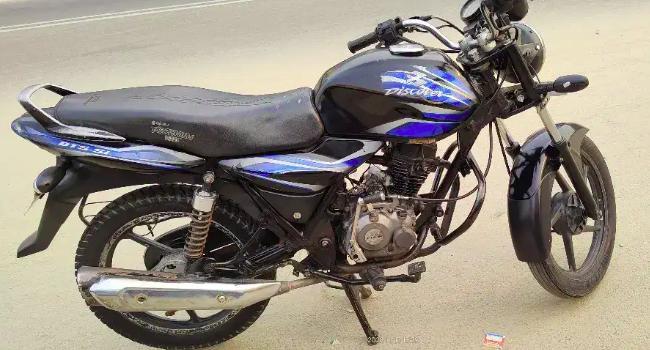 Bajaj Discover 100cc 2010