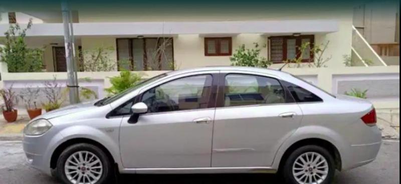 Fiat Linea Emotion Multijet 1.3 2011