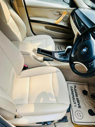 BMW 3 Series 320d 2011