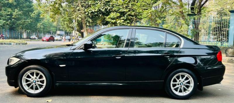 BMW 3 Series 320d 2011