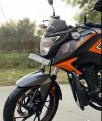 Honda CB Hornet 160R CBS 2018