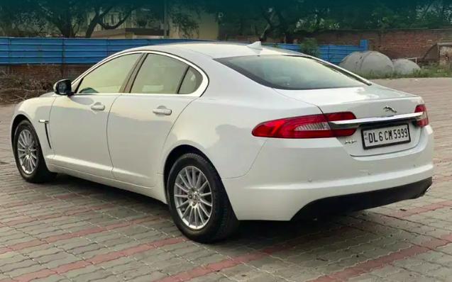 Jaguar XF 2.2 Diesel Luxury 2013